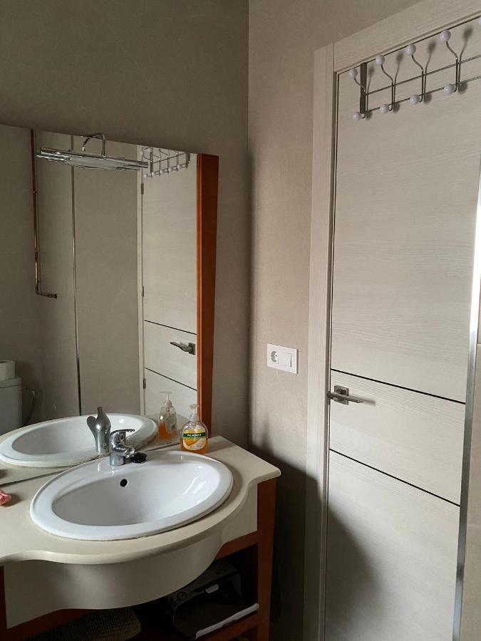 Апартаменти Piso Vivienda Uso Turistico Julio Burell Baeza Reformado Екстер'єр фото